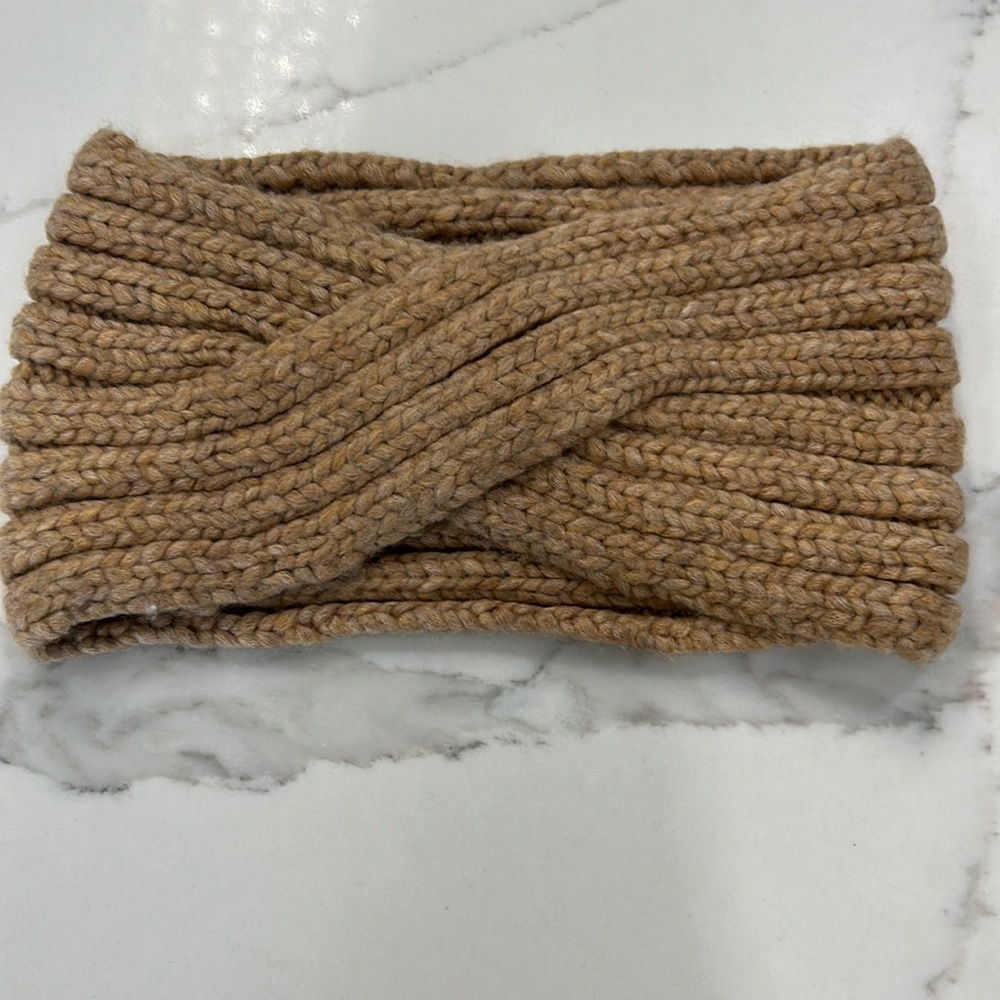 UGG chunky cloud‎ knit headband one size